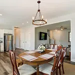 New!! Cozy Home In Charlotte, Near White Water Center, Uptown & Airport!